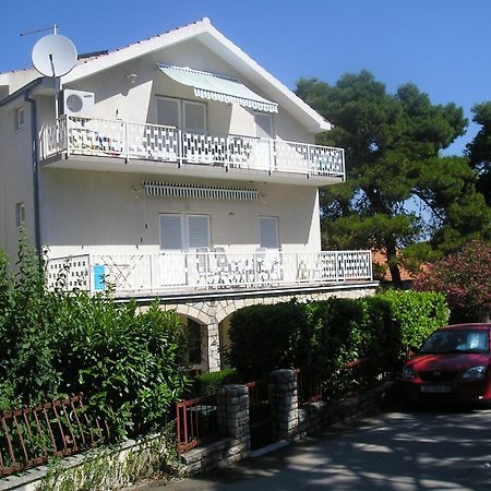 Apartmani Lucia Biograd Biograd Na Moru Exteriér fotografie