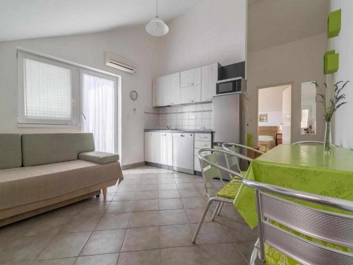 Apartmani Lucia Biograd Biograd Na Moru Exteriér fotografie
