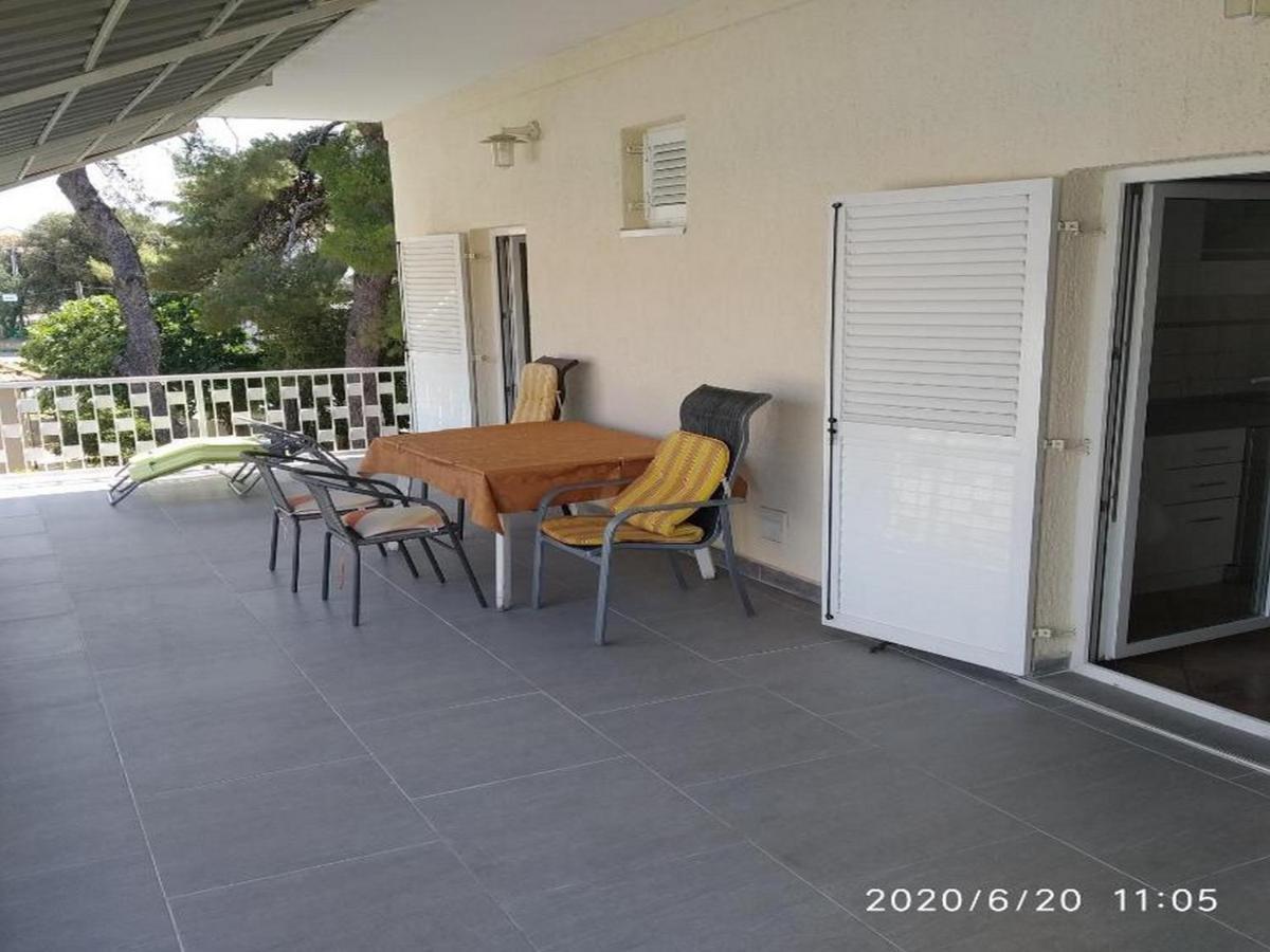 Apartmani Lucia Biograd Biograd Na Moru Pokoj fotografie