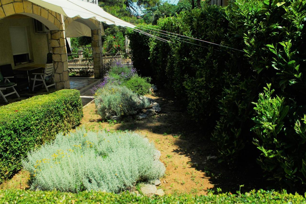 Apartmani Lucia Biograd Biograd Na Moru Exteriér fotografie