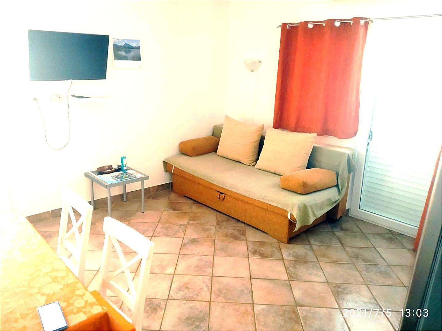 Apartmani Lucia Biograd Biograd Na Moru Exteriér fotografie